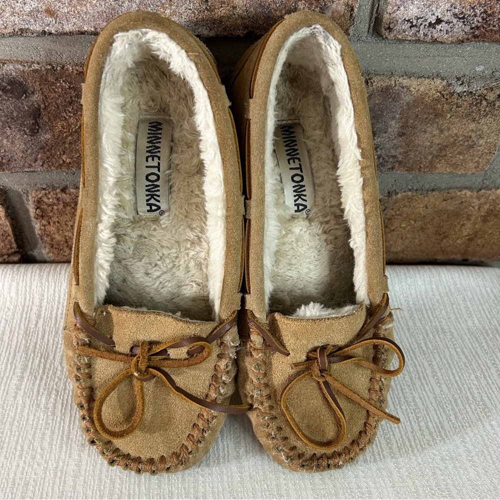 MINNETONKA “Allie” Tan Moccasin Shoes